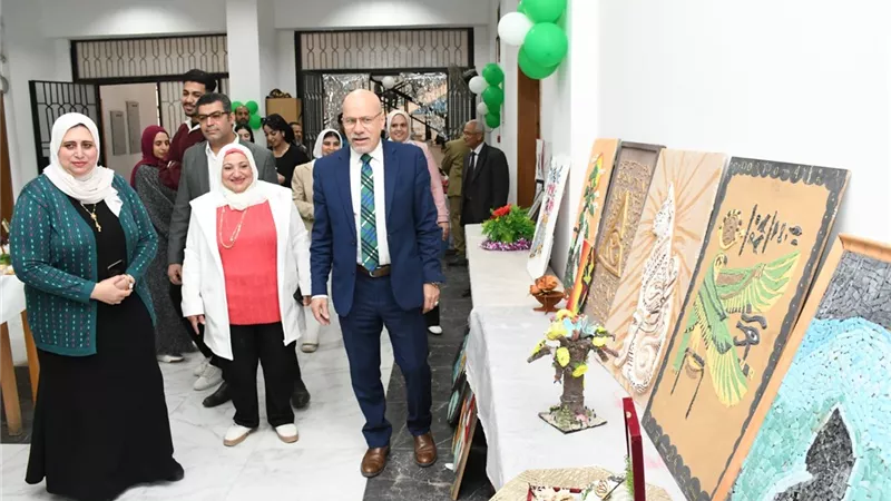 انطلاق فعاليات الأسبوع البيئي بكلية الآداب جامعة قناة السويس