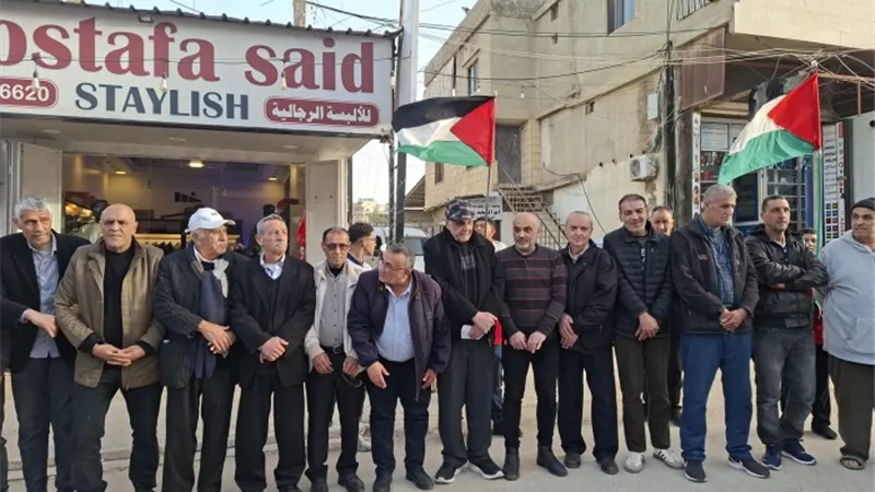 اللاجئون الفلسطينيون في لبنان يخرجون بمسيرات رفضًا لقانون إعدام الأسرى