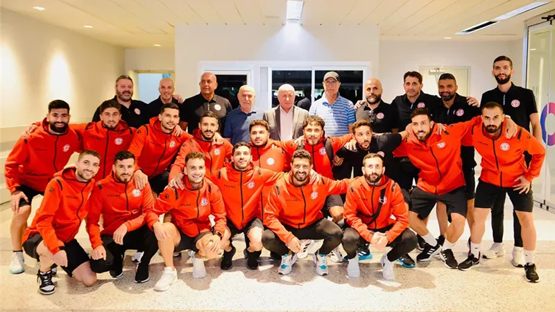 موعد وصول بعثة منتخب الجزائر لمواجهة مصر
