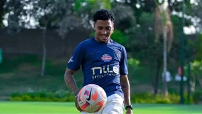 الزمالك باللون الحكلي أمام المصري بالدوري الممتاز 