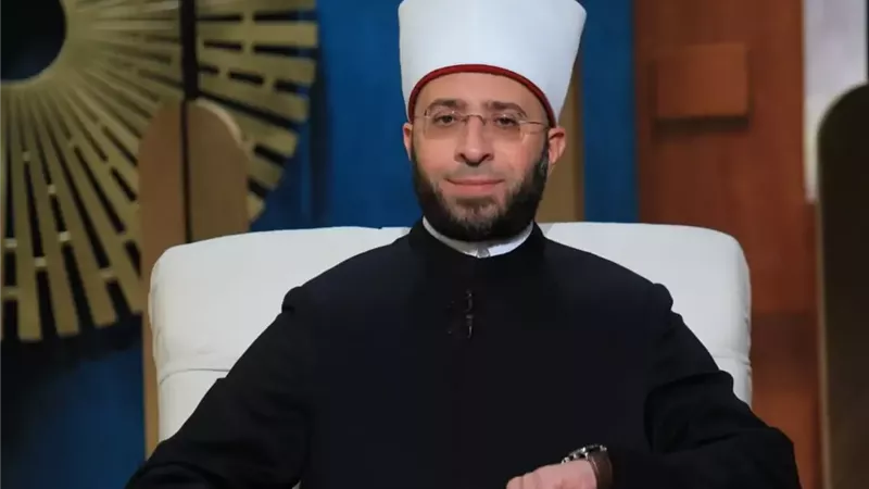 وزير الأوقاف: بر الأم من أعظم القربات إلى الله.. وهي الجنة بالدنيا