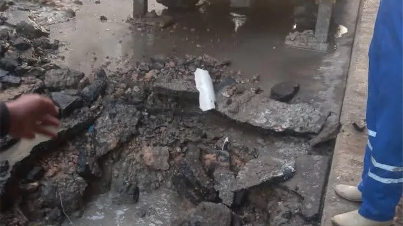 مياه كفرالشيخ: كسر مفاجئ بخط مياه 12 بوصة بمنطقة ال47 عمارة بالمدينة 