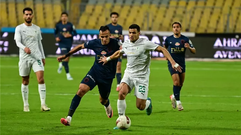 الزمالك يواصل الزحف نحو لقب الدوري برباعية في شباك المصري|صور 