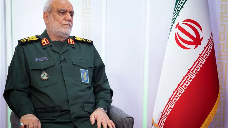 الحرس الثوري الإيراني يعلن مقتل رئيس استخباراته مجيد خادمي