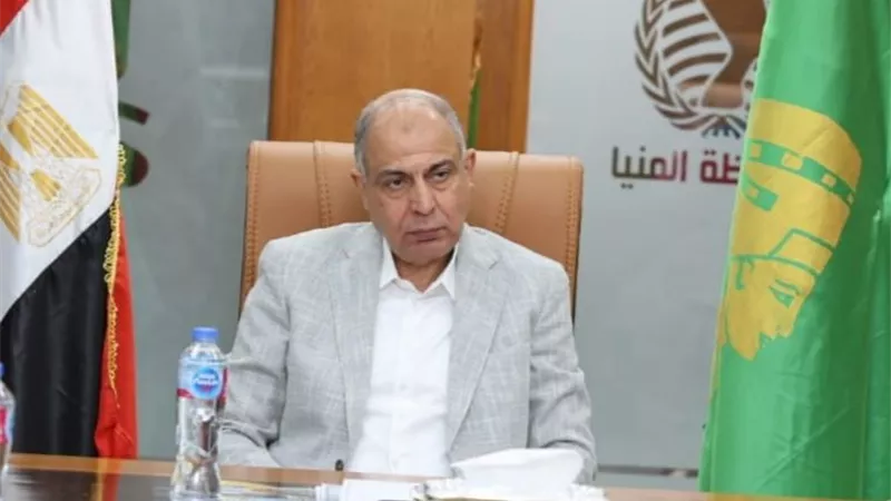 محافظ المنيا يدعم أهالي بني مزار ومطاي بأتوبيسات جديدة لتخفيف الزحام