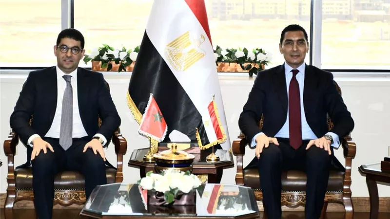 وزير الشباب والرياضة يستقبل نظيره المغربي لبحث تعزيز التعاون المشترك