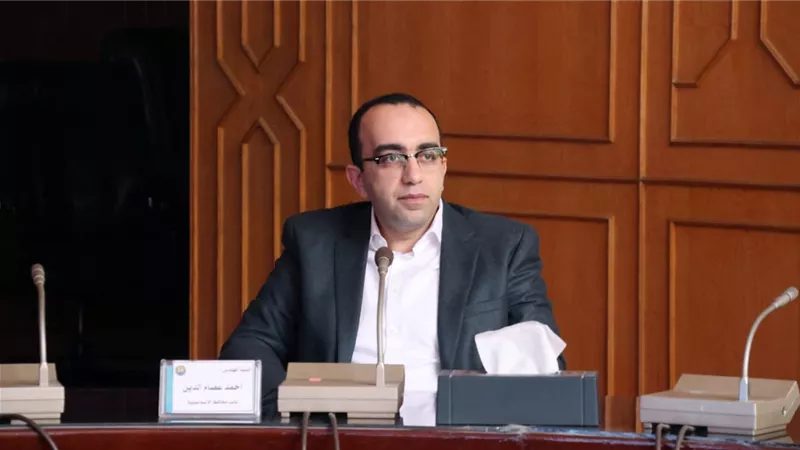 نائب محافظ الإسماعيلية يتابع الموقف التنفيذي لمنظومة التقنين