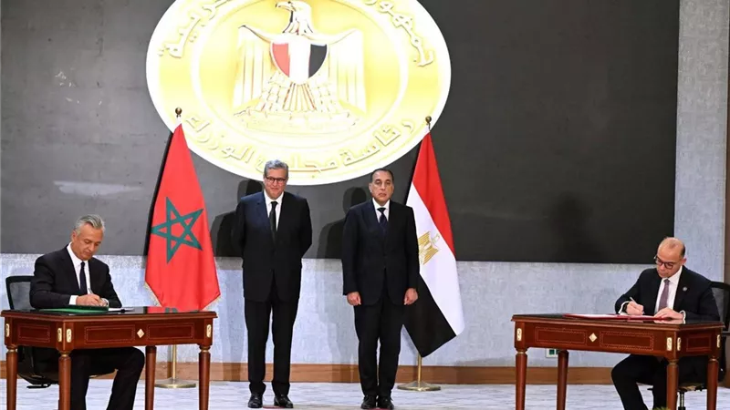 مصر والمغرب يوقعان عددًا من وثائق التعاون بين البلدين|فيديو
