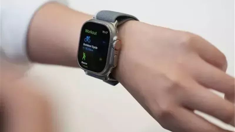 أسرار مذهلة في Apple Watch 2026.. ميزات ذكية قد تغير يومك بالكامل