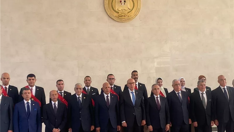 أعضاء النيابة العامة الجدد يؤدون اليمين القانونية أمام وزير العدل 