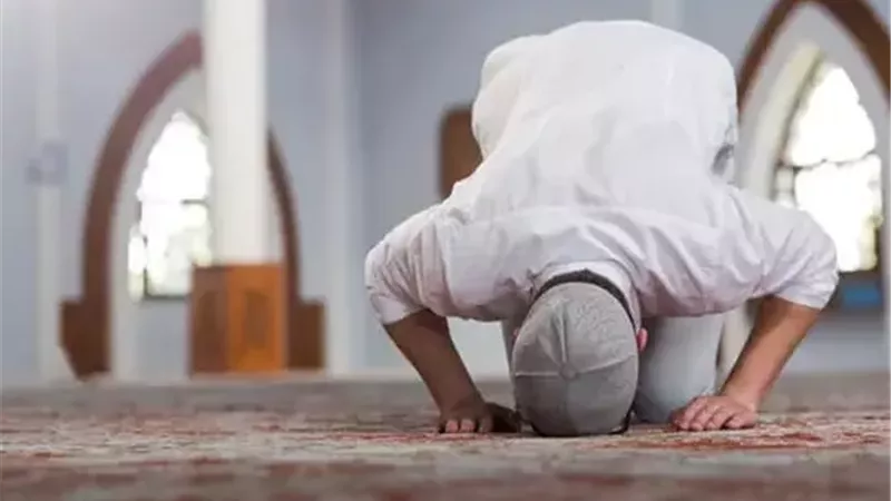 كيف تعرف أن عبادتك مقبولة؟.. الأزهر للفتوى يجيب 