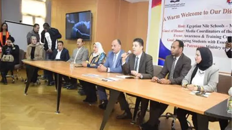 «مكافحة الإدمان» ينفذ برنامجا توعويا لطلاب إحدى مدارس المنيا