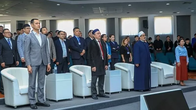 الجامعة المصرية للثقافة الإسلامية «نور مبارك» تطلق فعاليات أسبوع العلم 