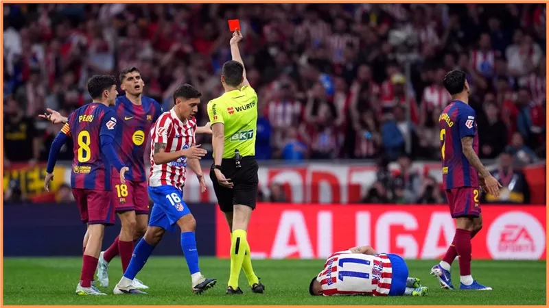 «يويفا» يكشف طاقم التحكيم لموقعة برشلونة وأتلتيكو مدريد