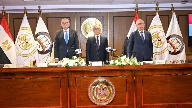 وزير العدل: الانضمام للنيابة العامة تكليف ومسؤولية وطنية عظيمة