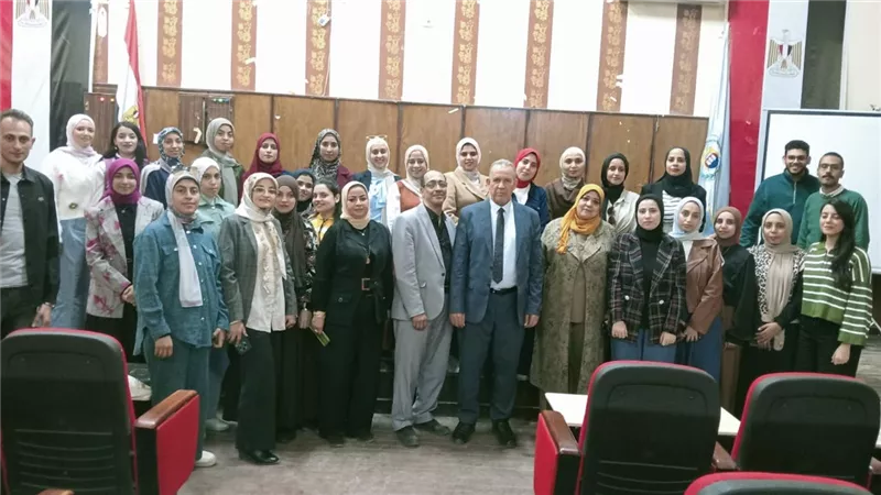 من التدريب إلى التميز.. تفاصيل خطة إعداد معلمي أسيوط الجدد