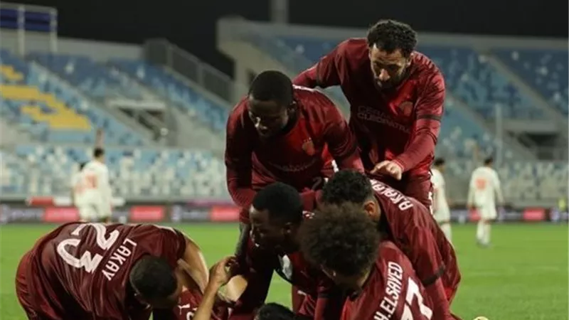 الدقيقة 41.. سيراميكا كليوباترا يُسجل هدف أول أمام الأهلي