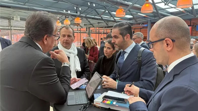 وزير الصحة يبحث مع شركة سانوفي تعزيز التعاون في توطين صناعة اللقاحات 