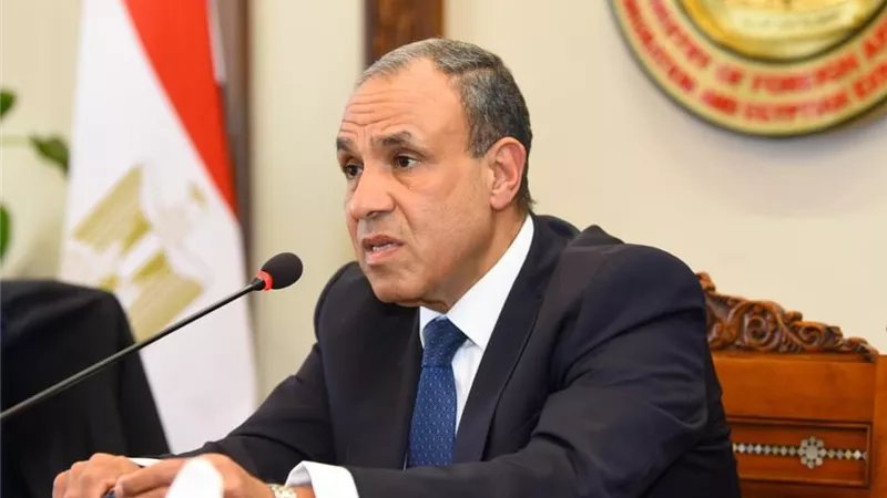وزير الخارجية يتوجه للكويت لبحث التطورات الإقليمية 