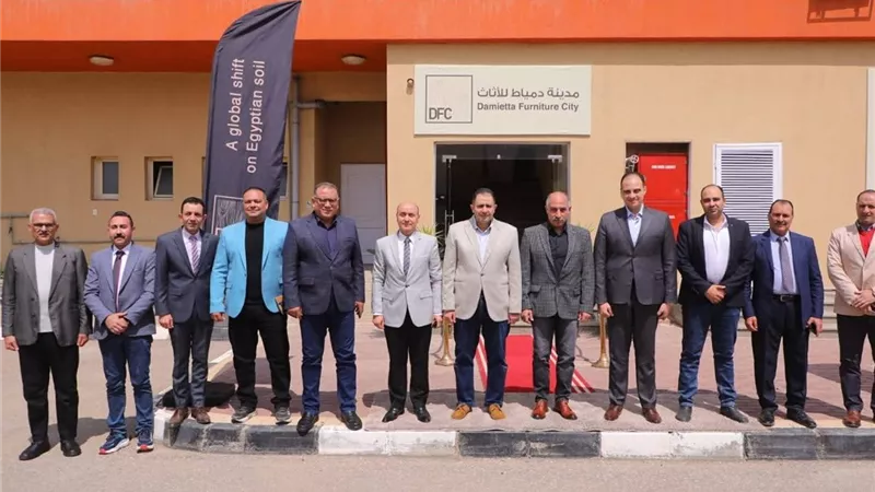 محافظ دمياط يتفقد مدينة الأثاث والاضطلاع على الموقف التنفيذي 