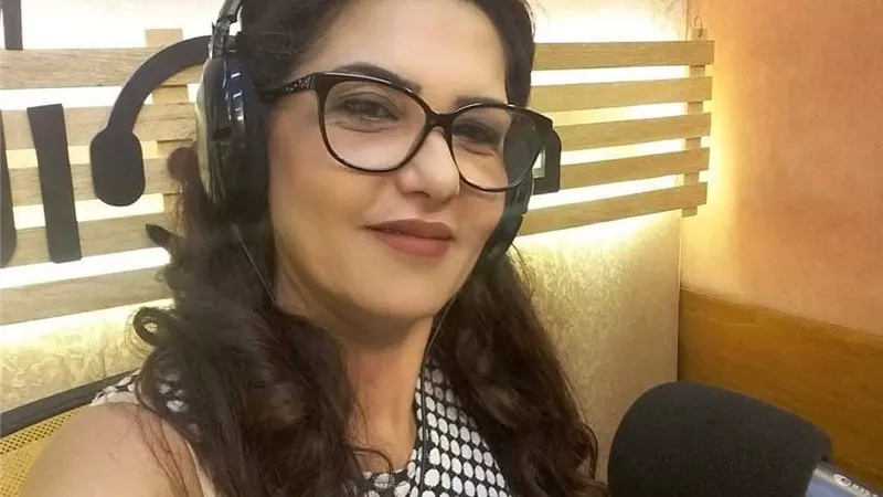 العثور على جثمان إعلامية لبنانية بعد استهداف إذاعة في صور