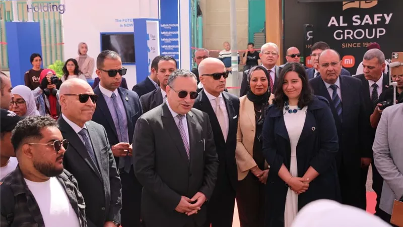 وزير التعليم العالي ومحافظ القاهرة يفتتحون الملتقى التوظيفي بجامعة عين شمس