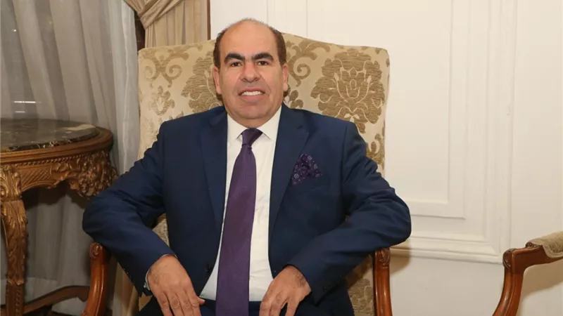 ياسر الهضيبي يطالب الحكومة بالتصدي لظاهرة انتحال وتزوير الدرجات العلمية