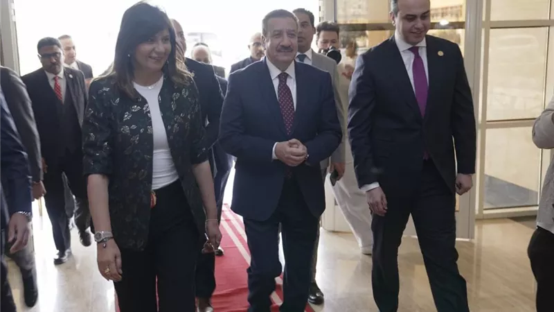 رئيس الرعاية الصحية يلتقي محافظ بورسعيد ورئيسة الأمانة الفنية للتحالف