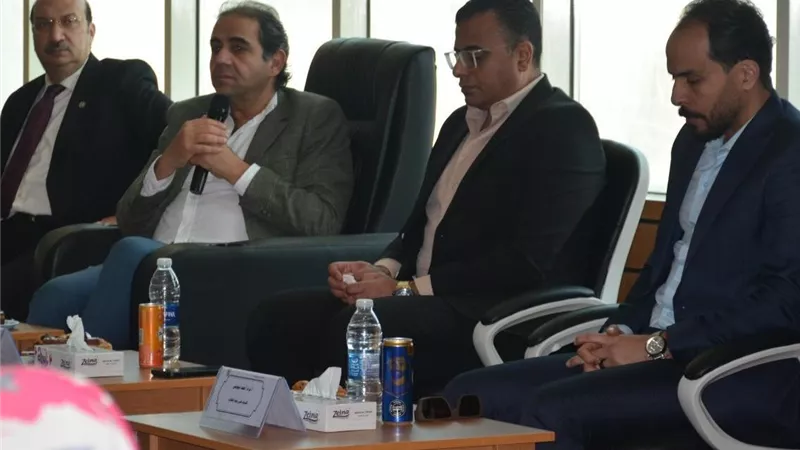 رئيس جامعة بورسعيد : طلابنا سفراء للوعي الوطني وترشيد الطاقة واجب قومي