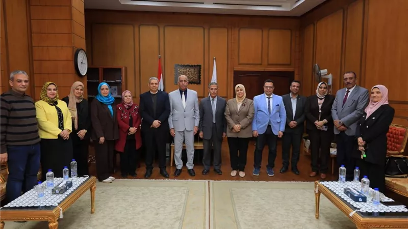 جامعة كفر الشيخ تستقبل فريق الدعم الفني لتطوير نظم الاختبارات