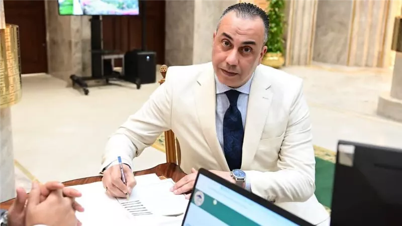 نائب يقترح سداد ديون مصر خلال شهر: مليون جنيه على كل مواطن