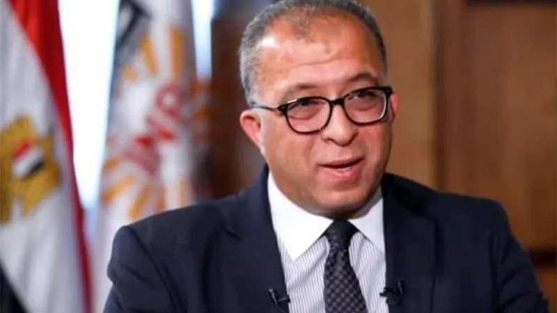 تجديد تعيين الدكتور أشرف العربي رئيسًا لمعهد التخطيط القومي