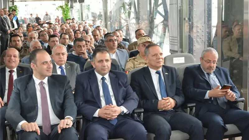 رئيس جامعة دمياط يشهد فعاليات مؤتمر الطاقة النظيفة والمتجددة