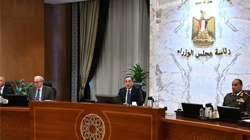 رئيس الوزراء يترأس الاجتماع الأسبوعي للحكومة