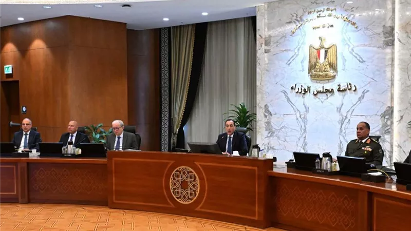 التضخم عند 13.5%.. «رستم»: الاقتصاد المصري يثبت صموده رغم الصدمات العالمية