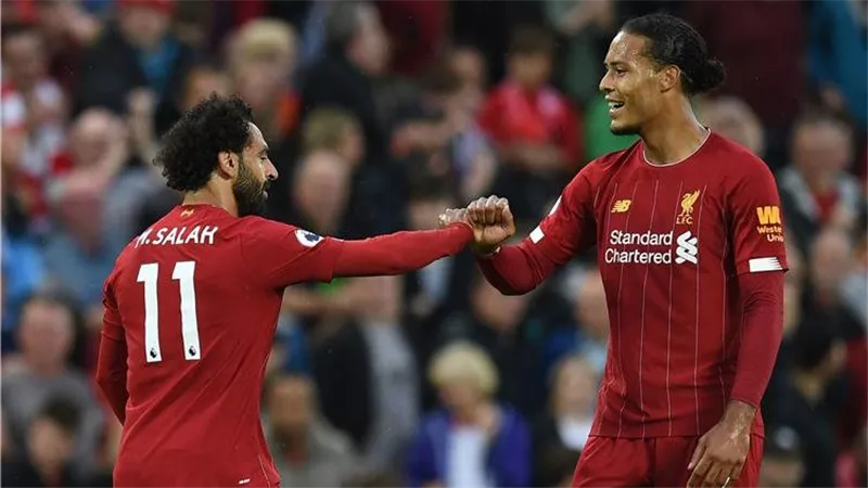 صلاح وفان دايك على أعتاب الدوري التركي