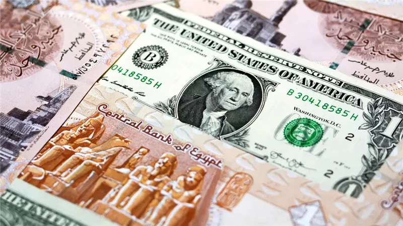 بعد هدنة أمريكا وإيران.. الجنيه يقلص خسائره مقابل الدولار خلال يومين 
