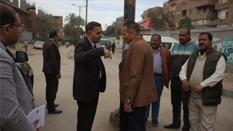 محافظ القليوبية يوجه بإنشاء موقف بديل بقرية القلج لتحسين حركة النقل 