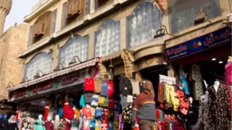 اليوم.. بدء تطبيق مدّ عمل المحال والمولات حتى 11 مساءً