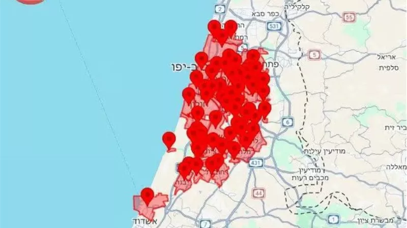 دوي صافرات الإنذار في كريات شمونة ودوفيف شمالي إسرائيل 