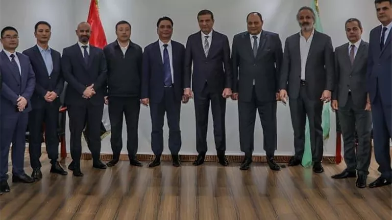 وزير الزراعة يبحث مع وفد من المستثمرين الصينيين آفاق التعاون
