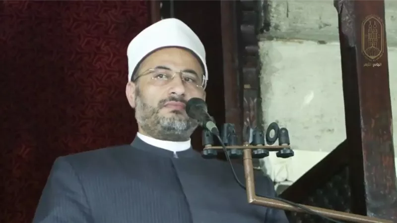 خطيب الجامع الأزهر: الأمة المتفرقة تعذب في الدنيا قبل الآخرة