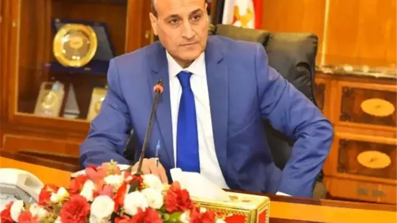 محافظ أسيوط يوجه بتكثيف أعمال النظافة والتجميل بمحيط الكنائس والأديرة
