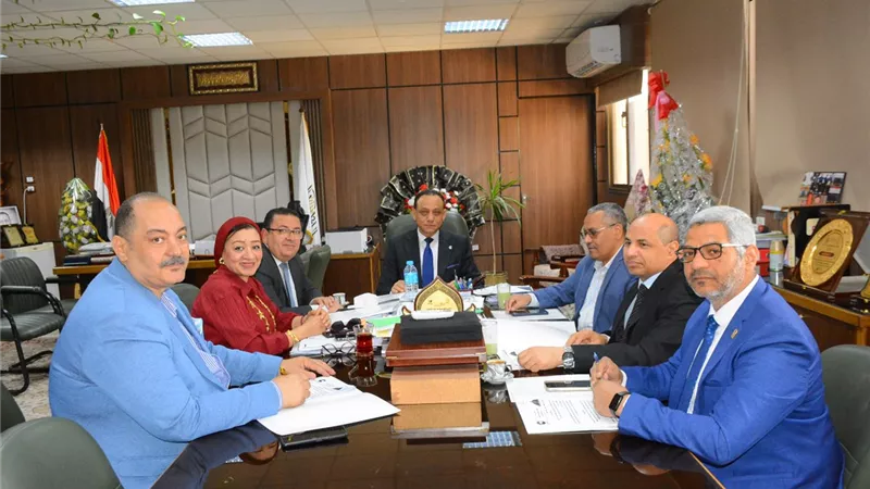 جامعة أسيوط تضع ضوابط لنقل أعضاء هيئة التدريس حفاظًا على الكفاءة والتوازن