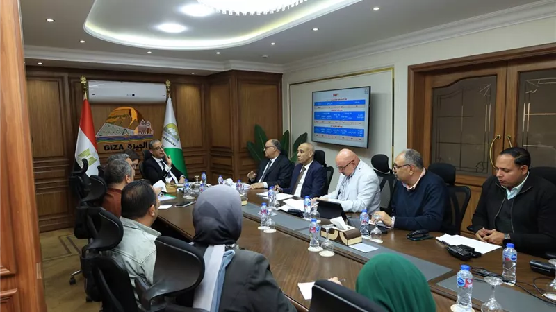 حملة حاسمة بالعمرانية.. ضبط مخالفات وتوجيهات مشددة من محافظ الجيزة