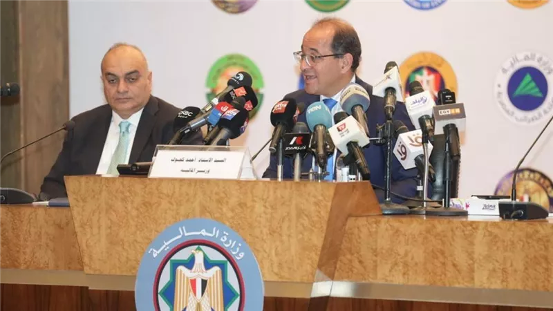 وزير المالية: 1.28 تريليون جنيه عجزاً كلياً للموازنة بنسبة 5.2% من الناتج المحلي