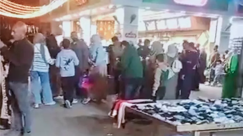 مد توقيت غلق المحال التجارية ينعش أسواق دمياط