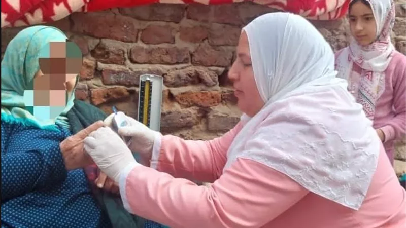تقديم خدمات صحية مجانية لأكثر من 106 ألف ذوى الهمم بمنازلهم بالشرقية|صور 
