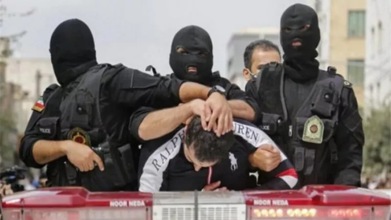 الحرس الثوري يعتقل 123 عنصر تجسس مرتبطين بواشنطن وتل أبيب