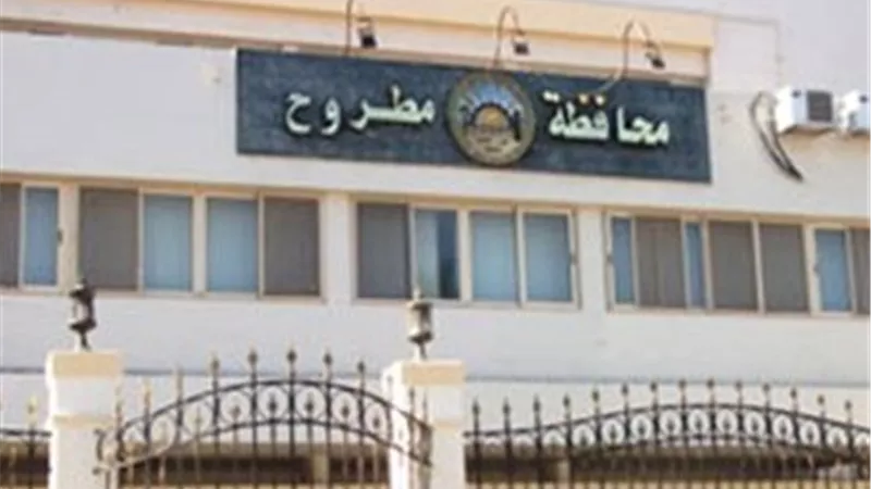 مدّ ساعات الغلق حتى 11 مساءً يعزز الحركة التجارية ويمنح كورنيش مطروح زخمًا